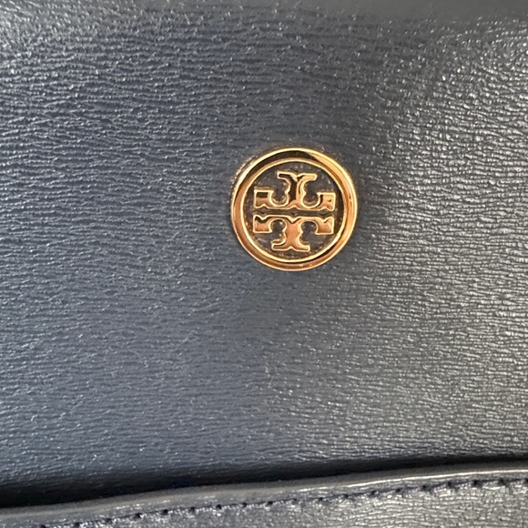 New Year New Tori Burch Navy Tote with Red Interior! - Picture 7 of 9